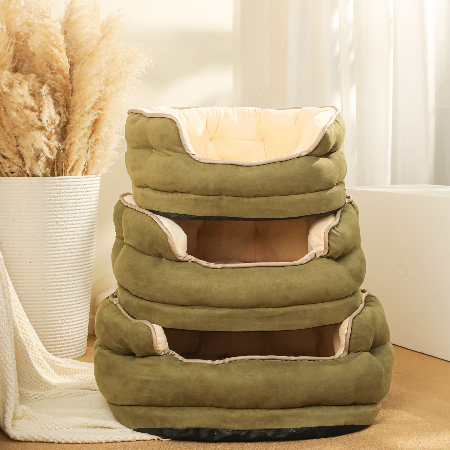 Pet Dog Sofa Bed Provides Warmth